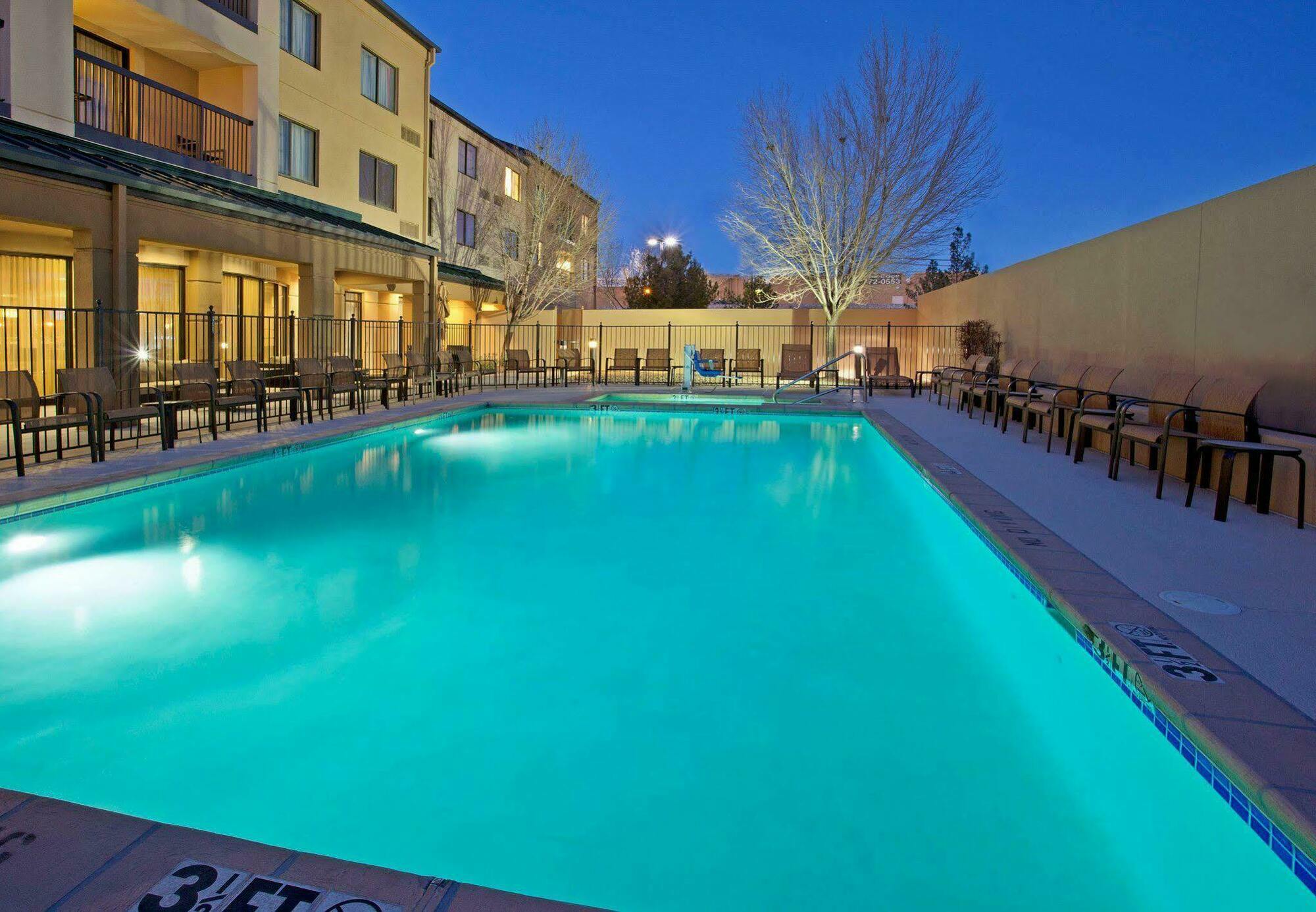 Courtyard Airport Hotel El Paso